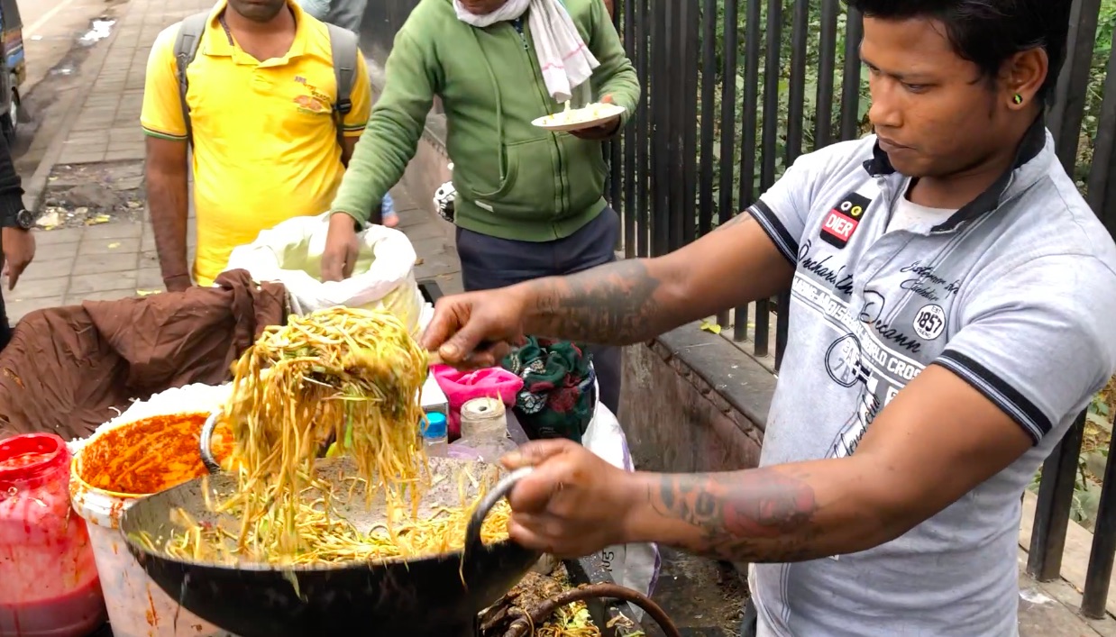 Inde : la rue des épices / Cuando la calle pica