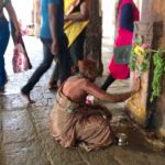 Inde : la tête dans le culte / Historias de fé