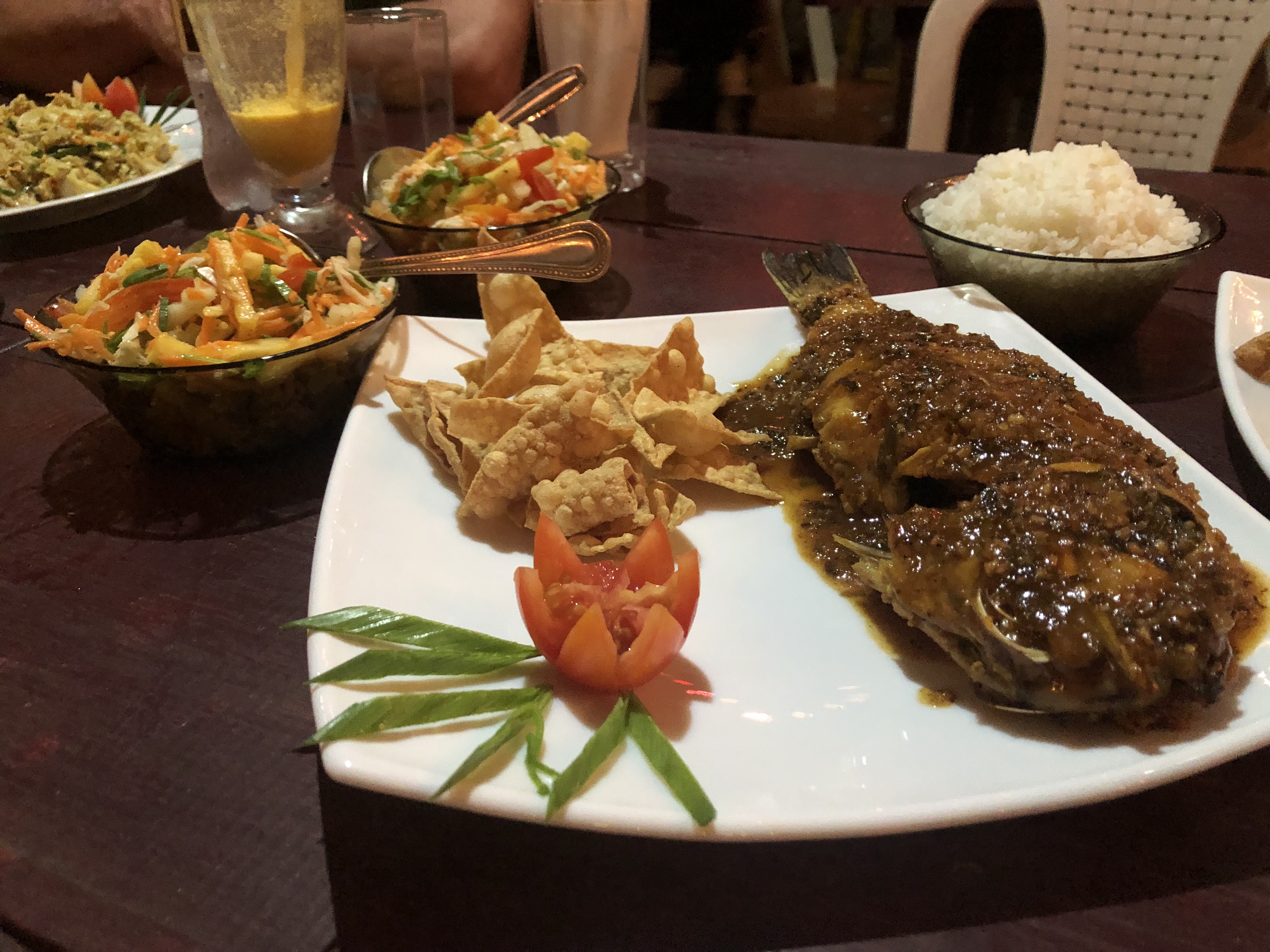 Le poisson grillé d&rsquo;Hema/El pescado grillado de Hema