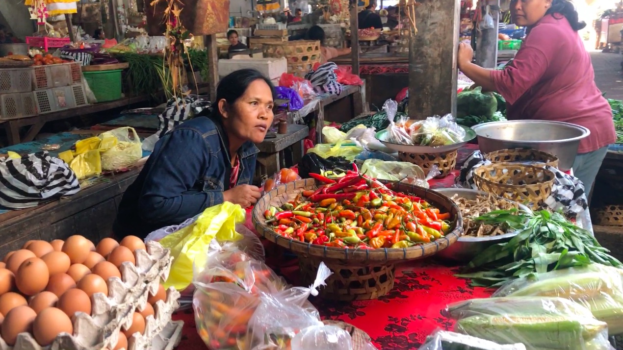 Bali : en direct du marché / En directo del mercado