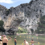 L&rsquo;Ardèche : des gorges et bien plus…/En Ardeche, las gargantas y mucho más