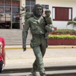 Santa Clara, à la gloire du Ché • A la gloria del Ché