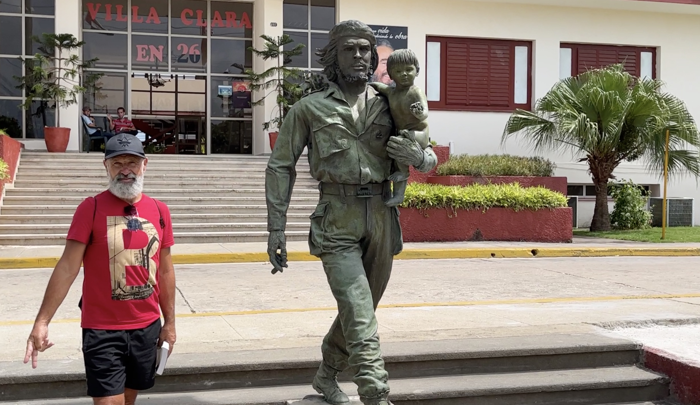 Santa Clara, à la gloire du Ché • A la gloria del Ché