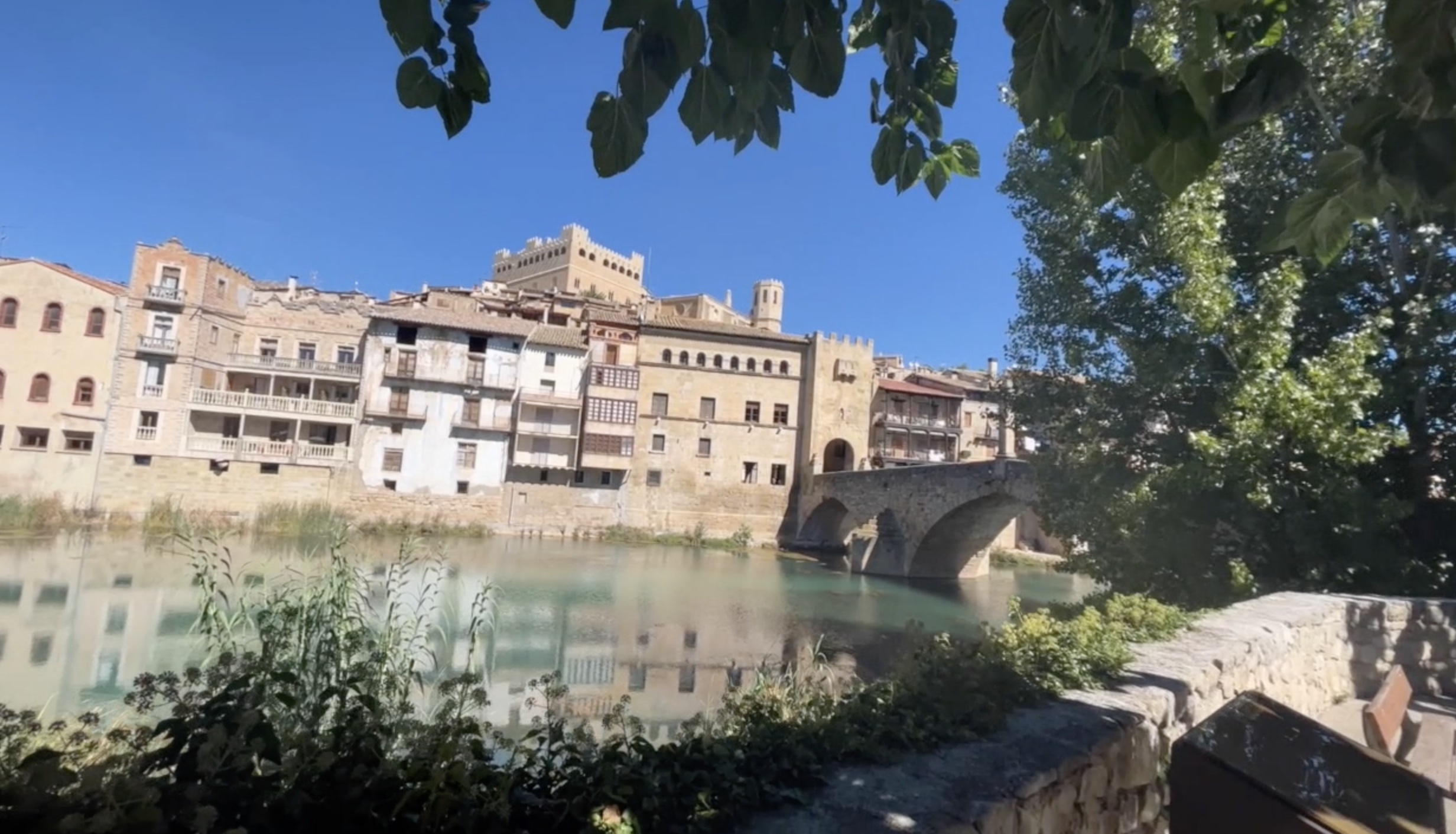 L&rsquo;Aragon remonte le temps • Aragón retrocede en el tiempo