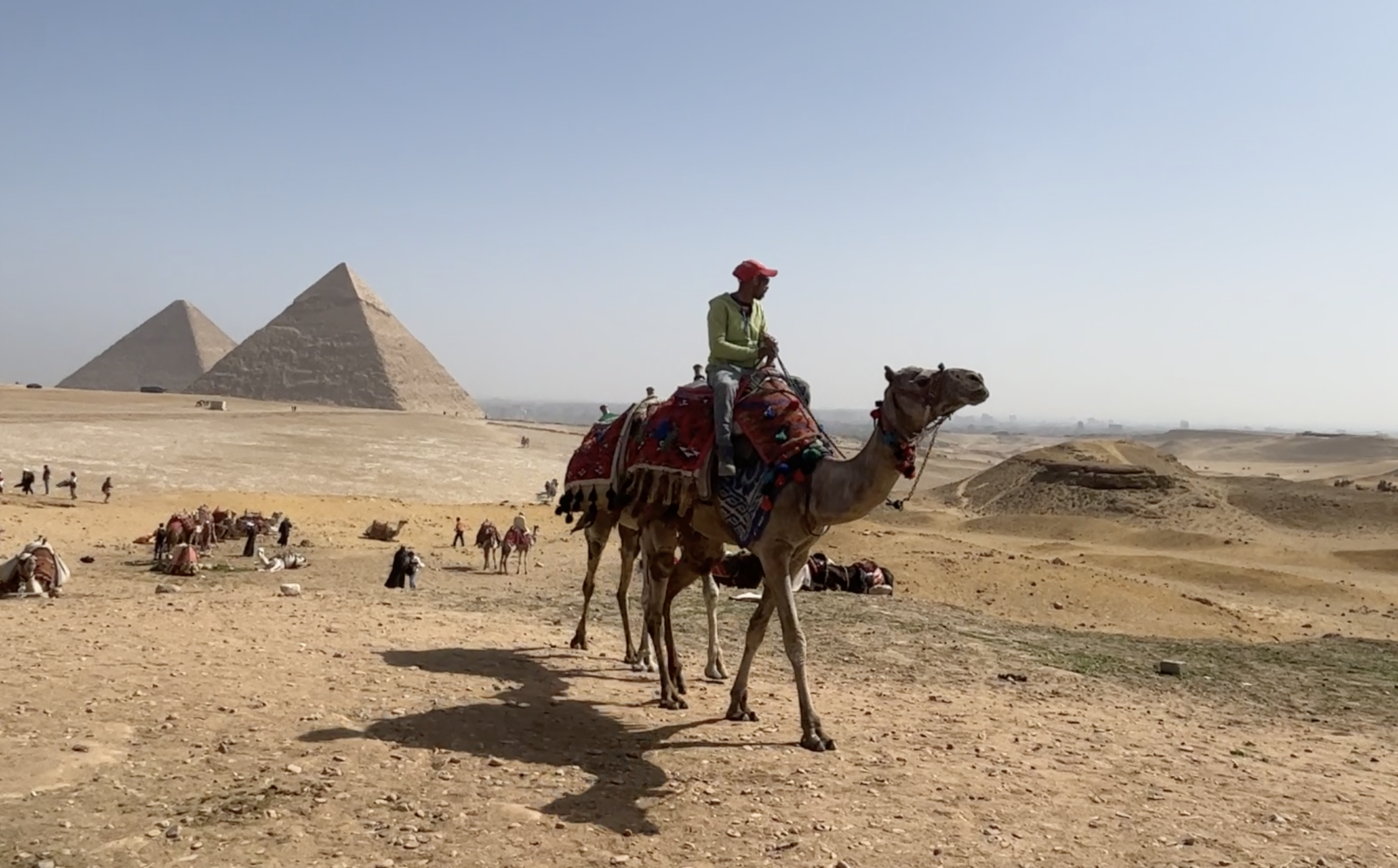 Le temps éternel des pyramides • El tiempo eterno de las pirámides