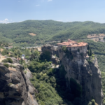 Les mystérieux monastères des Météores • En los misteriosos monasterios de las Meteoras