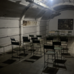 Dans les bunkers inconnus d’Albanie • En los bunkers secretos de Albania