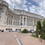 Sur les traces de Ceauçescu à Bucarest • En los pasos de Ceauçescu en Bucaresti